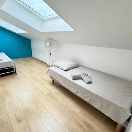 Bright Triplex In The Heart Of شقة لا روشيل
