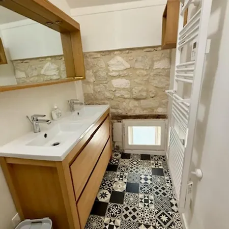 Bright Triplex In The Heart Of * La Rochelle (Charente-Maritime)