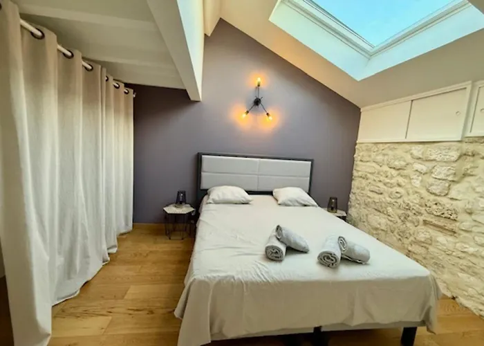 Bright Triplex In The Heart Of Apartment