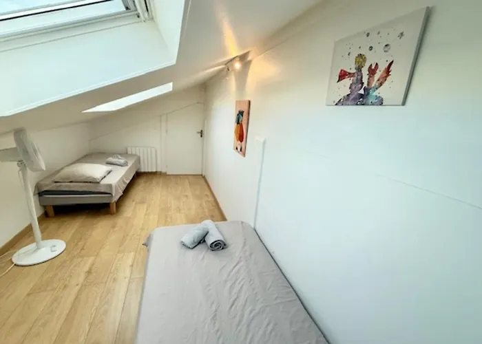 Bright Triplex In The Heart Of Apartment La Rochelle (Charente-Maritime)